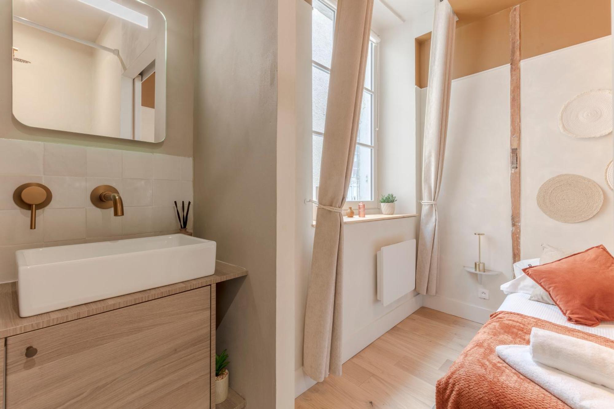 Appartement Hypercentre - Le Balcon Des Pyrenees à Pau Extérieur photo